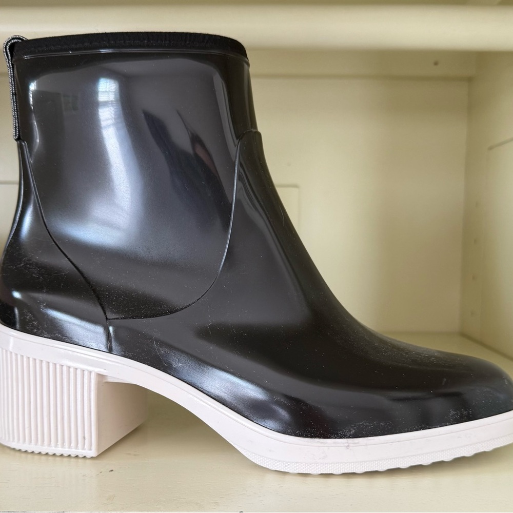 Black Ankle Rain Boots